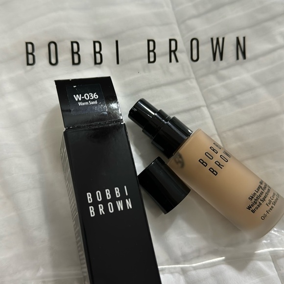 Bobbi Brown Warm Sand foundation - Picture 2 of 5